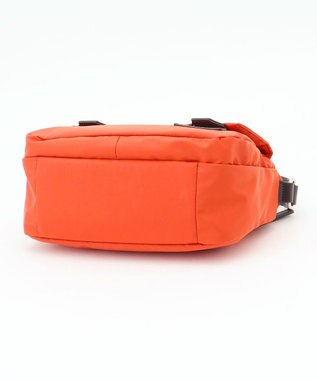 Y'SACCS ダブルタブ　トラベルポシェット レンガブラウン