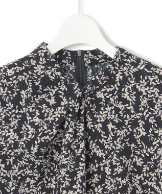 23区 S 【洗える】シャドーリーフ プリント ブラウス ネイビープリント