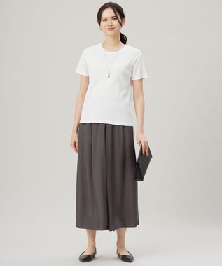 自由区 【ドラマ「明日はもっと いい日になる」着用】ソフトリブ Tシャツ オフ