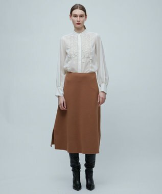 BEIGE， MOYE / フリルブラウス Ecru