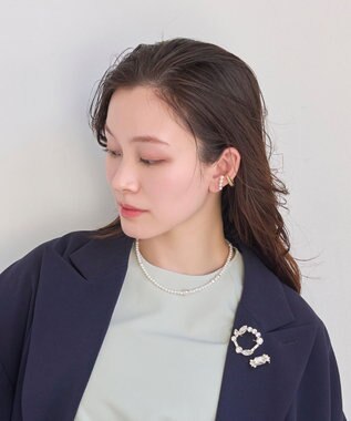 Phoebe 〈シリーズ累計販売10000点突破！〉≪雑誌掲載商品≫ドレッシングパールイヤーカフ　ゴールド ゴールド