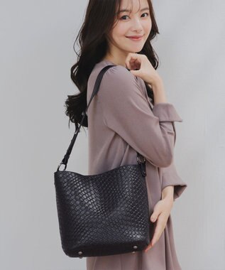 Tiaclasse 【2点セット】編み込み風ショルダーバッグ＋ショルダーポーチ付き ブラック