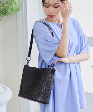 Tiaclasse 【2点セット】編み込み風ショルダーバッグ＋ショルダーポーチ付き ブラック