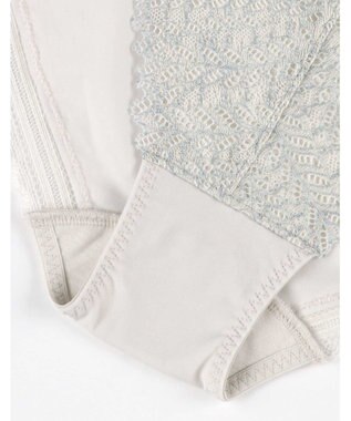 une nana cool 【脇高で背中スムージングブラジャー】さあわたし　レース アイボリー