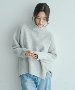 YECCA VECCA スリットタートルネックニット Light Gray