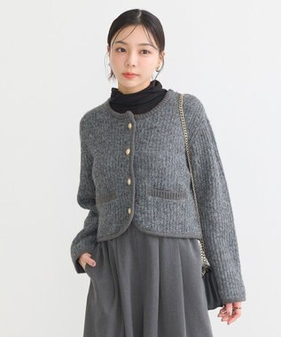 earth music&ecology ゴールド釦ショートニットカーディガン Charcoal Gray
