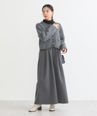 earth music&ecology ゴールド釦ショートニットカーディガン Charcoal Gray