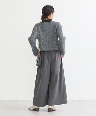 earth music&ecology ゴールド釦ショートニットカーディガン Charcoal Gray