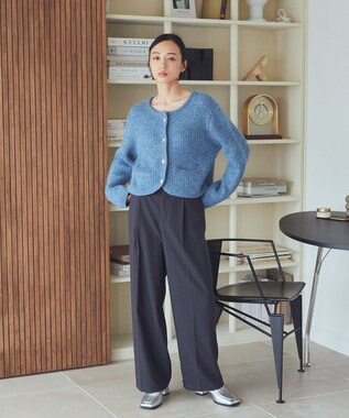 earth music&ecology ゴールド釦ショートニットカーディガン Blue