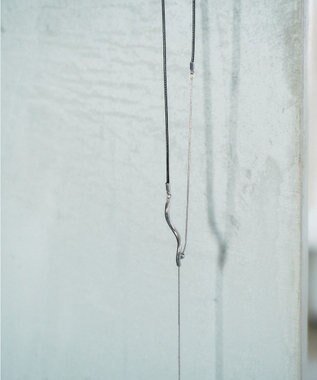 YECCA VECCA ウェーブメタルコードネックレス Silver