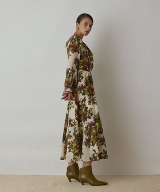 GRACE CONTINENTAL ボタニカルベリープリントワンピース ベージュ