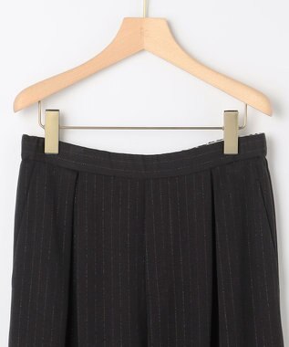 組曲 L 【加藤ローサさん着用】ラメストライプ ワイドパンツ ブラック系1