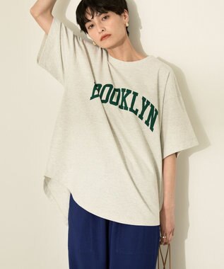 AMERICAN HOLIC BROOKLYN カレッジロゴBIGTシャツ Oatmeal