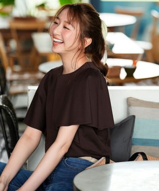 ANY SIS 【シルクタッチさら魅せTシャツ】袖フレア プルオーバー ブラウン