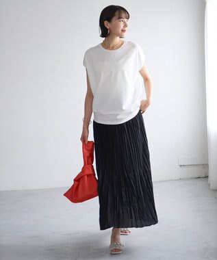 UNFILO BEAUTY FORM フレンチスリーブTシャツ オフ