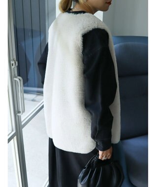 AMERICAN HOLIC 丈違いフェイクファーベスト Gray Beige