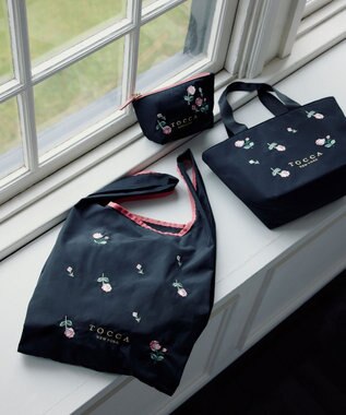 TOCCA 【一部カラー撥水】BOUQUET DE REVE POUCH ポーチ ブラック系
