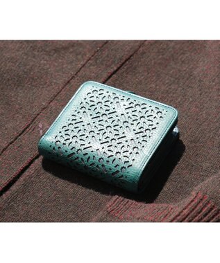 genten ダイヤカットワーク　二つ折り財布