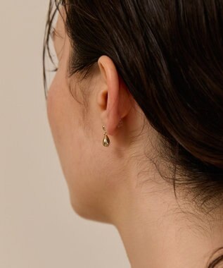 Phoebe 〈金属アレルギー対応〉スイングドロップピアス　ゴールド/ニッケルフリー ゴールド