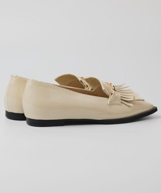 BONTRE 【PRECIEUX JOUET/プレシュウジュエ】キルトビットエナメルローファー エクリュ