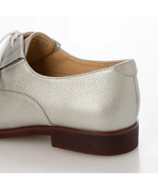 ing <ing>【WEB限定】【サスティナブル】レースアップシューズ シルバー