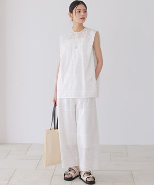組曲 【WEB限定】エンブロイダリーレースノースリーブ ブラウス ホワイト系