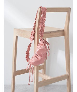 earth music&ecology ギャザーボディバッグ