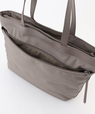 Y'SACCS コーデュロイライクナイロントート グレージュ