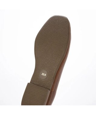 ing <ing>【WEB限定】【サスティナブル】スクエアトゥVカットフラットパンプス キャメル