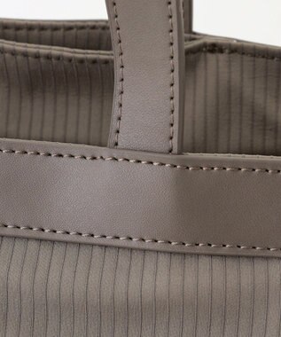 Y'SACCS コーデュロイライクナイロントート グレージュ