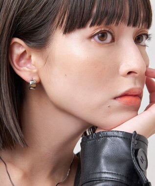 Phoebe 【金属アレルギー対応】ワンタッチワイドフープミニピアス(片耳)/サージカルステンレス シルバー シルバー