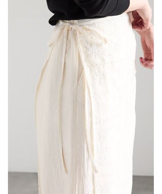 Te chichi チーフ刺繍ラップスカート付きパンツ オフホワイト