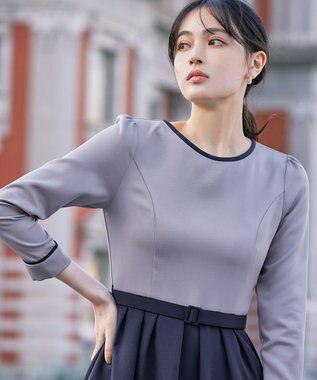 Tiaclasse L 【洗える】バックルベルト付き配色フレアワンピース グレー