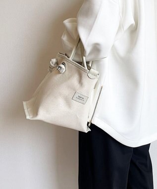 Hekhèr Le Style de Vie 【日本製 / 2WAY】コットンキャンバス×シュリンクレザー ノットハンドバッグ medium ホワイト