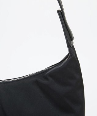 TOPKAPI 【Breath TOPKAPI】MORPH モーフ リンクルナイロン ショルダーバッグ　軽量 / 撥水 ブラック