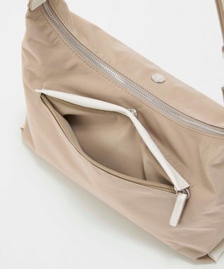 TOPKAPI 【Breath TOPKAPI】MORPH モーフ リンクルナイロン ショルダーバッグ　軽量 / 撥水 ベージュ