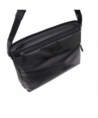 ACE BAGS & LUGGAGE ultima tokyo ディーノ ショルダーバッグ フロントファスナーポケット 68175 ウルティマトーキョー ブラック