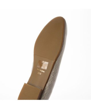 ing <ing>【WEB限定】【レイン対応】プレーンフラットパンプス グレーカタオシ