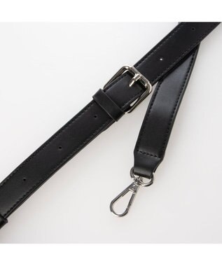 UNBILLION カカトゥ kakatoo / ヒネリ金具横長2wayショルダー ブラック