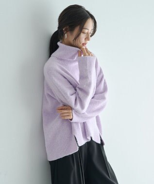 YECCA VECCA スリットタートルネックニット Lavender