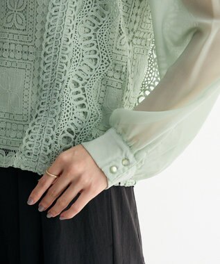 Green Parks ・Ｐｅｔｉｔ　Ｆｌｅｕｒ　イロイロレースブラウス Green