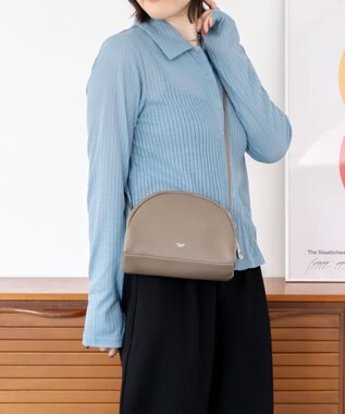 blancle シュリンクレザー ハーフサークルショルダー トープ