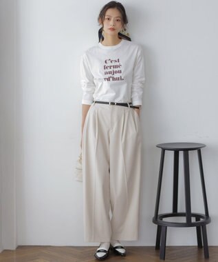 組曲 L 【加藤ローサさん着用】プリントロング Tシャツ ロゴホワイト系