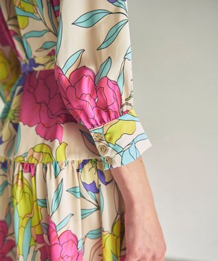 GRACE CONTINENTAL フラワープリントテーラーワンピース ピンク