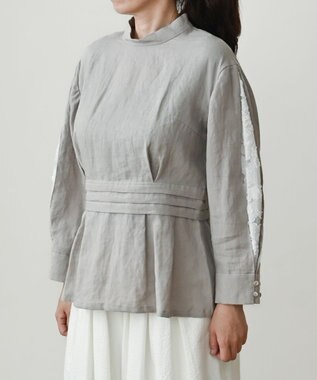 muuc 〈高品質ベルギーリネン100%〉〈通年着られる〉カットジャカード生地デザイン袖 クラシカルシルエットのブラウス ベージュグレー