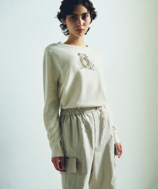 GRACE CONTINENTAL エンブレム刺繍ニットトップ ホワイト