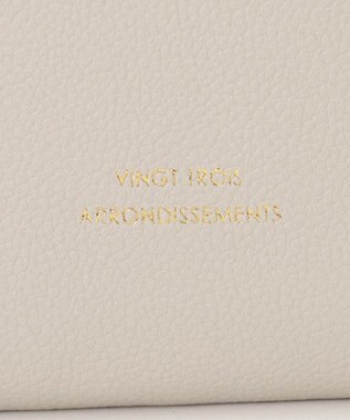 23区 スマホ  ポシェット アイボリー系