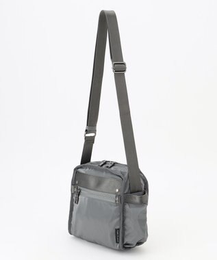 Y'SACCS 【Y’SACCS vous et】メタリックポシェット グレー