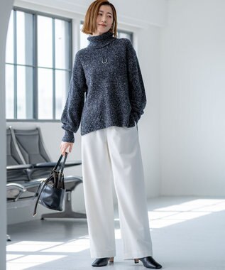 23区 【洗える】ミックスブークレ サイドスリットタートルニット ネイビーマルチ