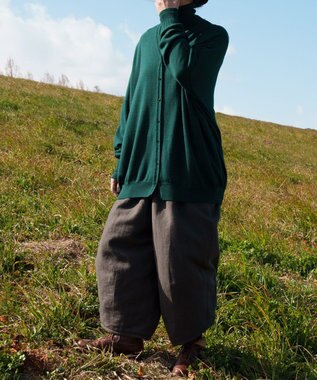 muuc リネンウールの裾タックワイドパンツ ブラウン